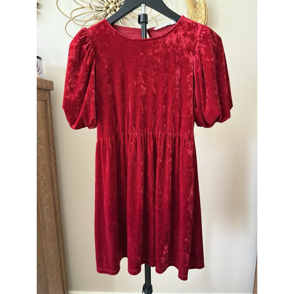 H&M Girls 8-10 Red Velvet Dress Puff Sleeve Christmas Holiday Party